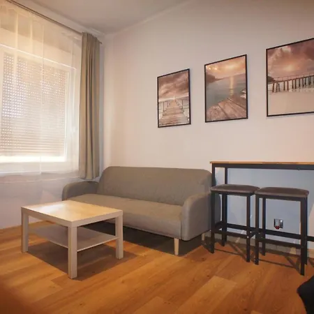 Apartament Przy Kazimierza Зелена Гура Екстер'єр фото